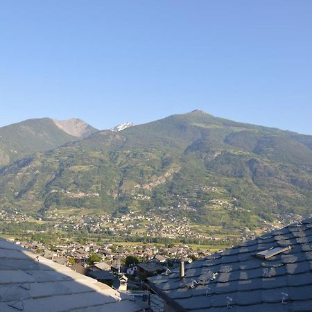 Appartements Moraine Enchantée Aosta Esterno foto